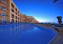 Grand Hotel -  BUD, Repülő