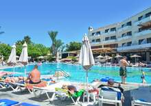 Paphos Gardens Holiday Resort– Apartments -  BUD, Repülő