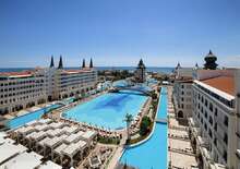 Titanic Mardan Palace - DEBRECEN DEB, Repülő