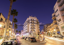 Primera Hotel - Budapest, Repülő