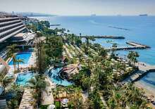 Amathus Beach Hotel - Budapest, Repülő