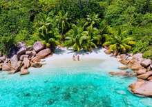 Homokdűnék, tengerpartok, sivatagi naplementék - Namíbia és a Seychelle-szigetek egy kalapban - Budapest Budapest, Repülő