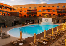 ARENA CASTILLO -  VIE, Repülő