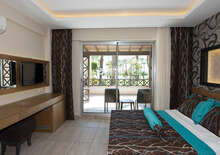 Saphir Hotel & Villas***** UAI - Debrecen DEB, Repülő