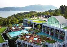 Crest Resort & Pool Villas Phuket - Budapest, Repülő