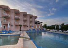 Hotel Stefani**+ - RE - Budapest, Busz