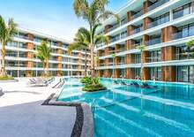 Kora Beach Resort Phuket - Budapest, Repülő