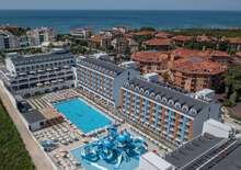 Arcanus Hotels Trendline Side - DEBRECEN, Repülő