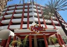 Vegas Resort - Budapest, Repülő