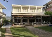 Hotel Avra Beach Hotel**+ RE - Budapest, Egyéni