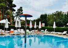 Aktinia - BUD BUD, Repülő