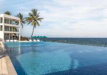 Bamburi Beach Resort***** AI - Budapest BUD, Repülő