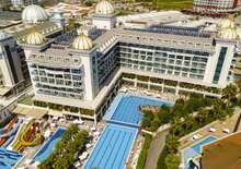 Castival Hotel - Debrecen, Repülő