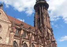 ELZÁSZTÓL A BÓDENI-TÓIG - Augsburg, Strasbourg, Colmar, Freiburg és a Mainau virágsziget - Budapest, Busz