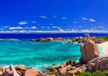 SEYCHELLES - AZ INDIAI-ÓCEÁN ÁLOMSZIGETEI - Budapest BUD, Repülő