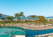 Liberty Signa - Budapest, Repülő